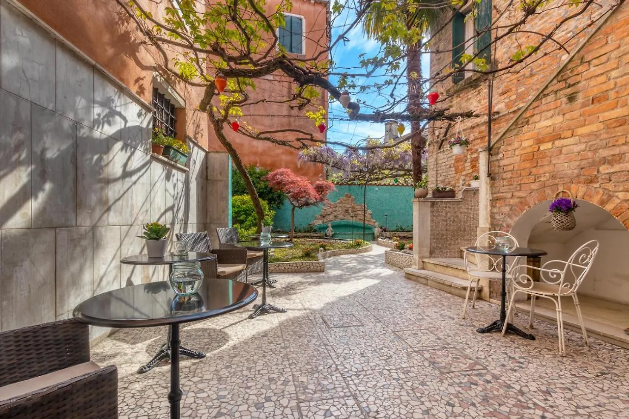 Hotel Casa Boccassini Venice