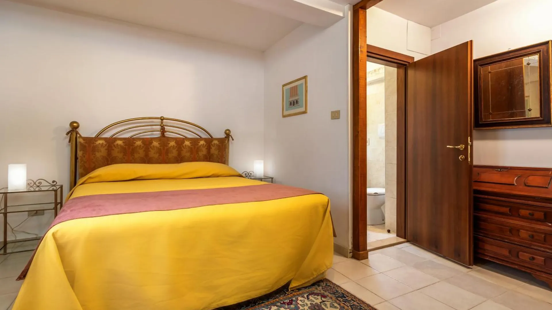 Hotel Casa Boccassini Venice Italy