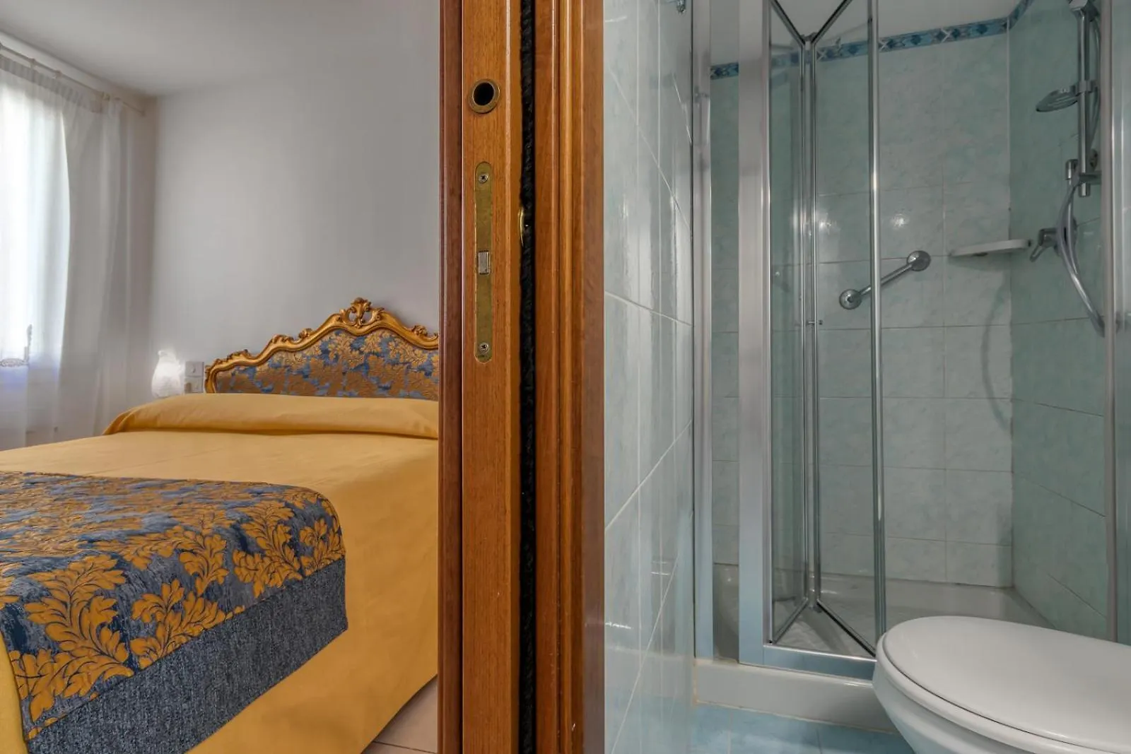 Hotel Casa Boccassini Venice 0*,